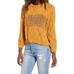 Billabong Onward We Go Chenille Sweater in Hog Honey Gold Small